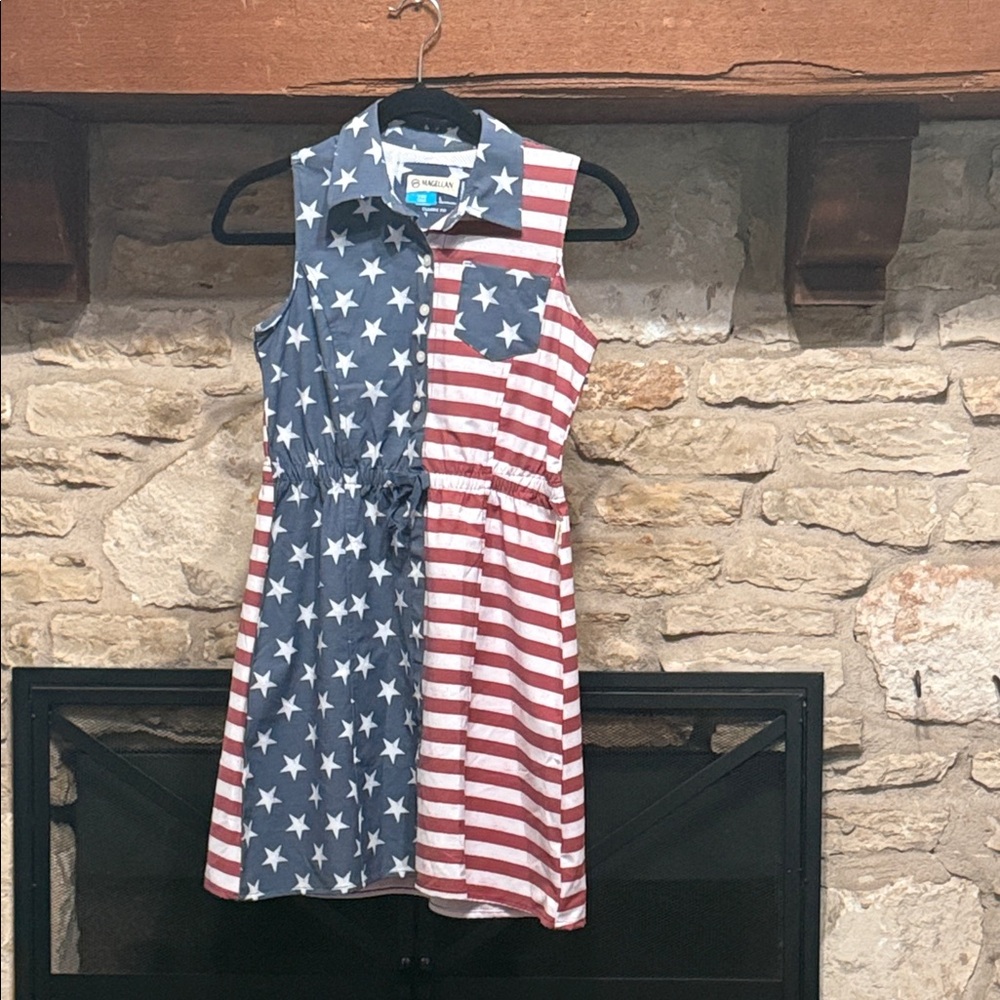 Magellan Outdoors Blue and Red Star Stripe Dress